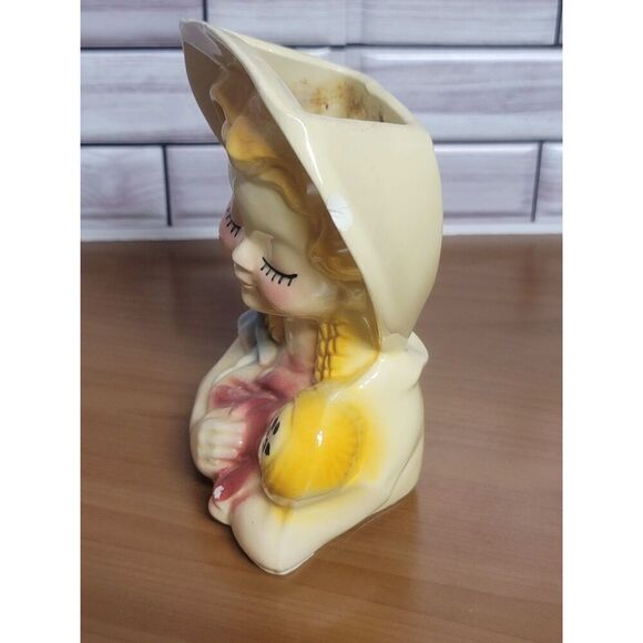 Vintage Girl with Doll Vase, Shawnee Pottery USA - Picture 2 of 10